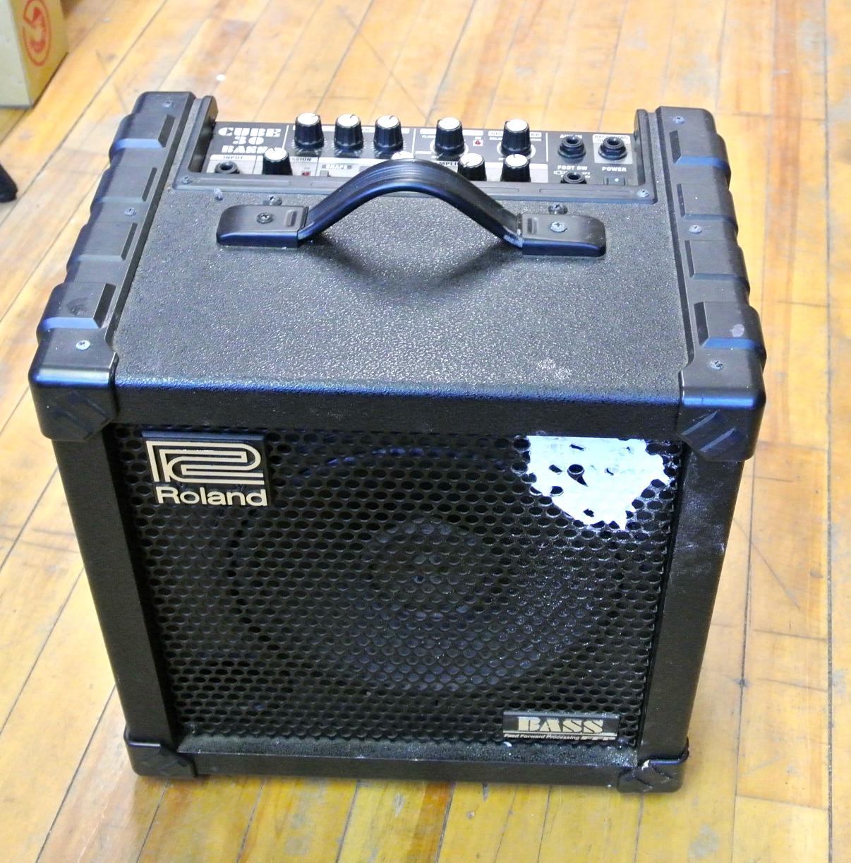 Used Roland Cube 30 Bass