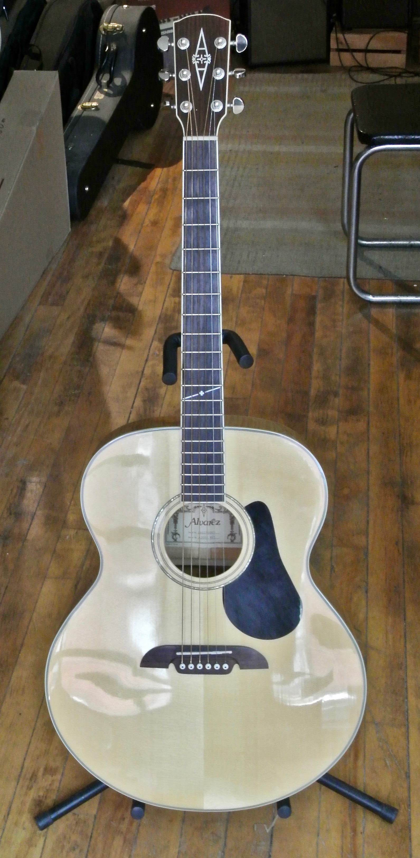 Used Alvarez AJ60S