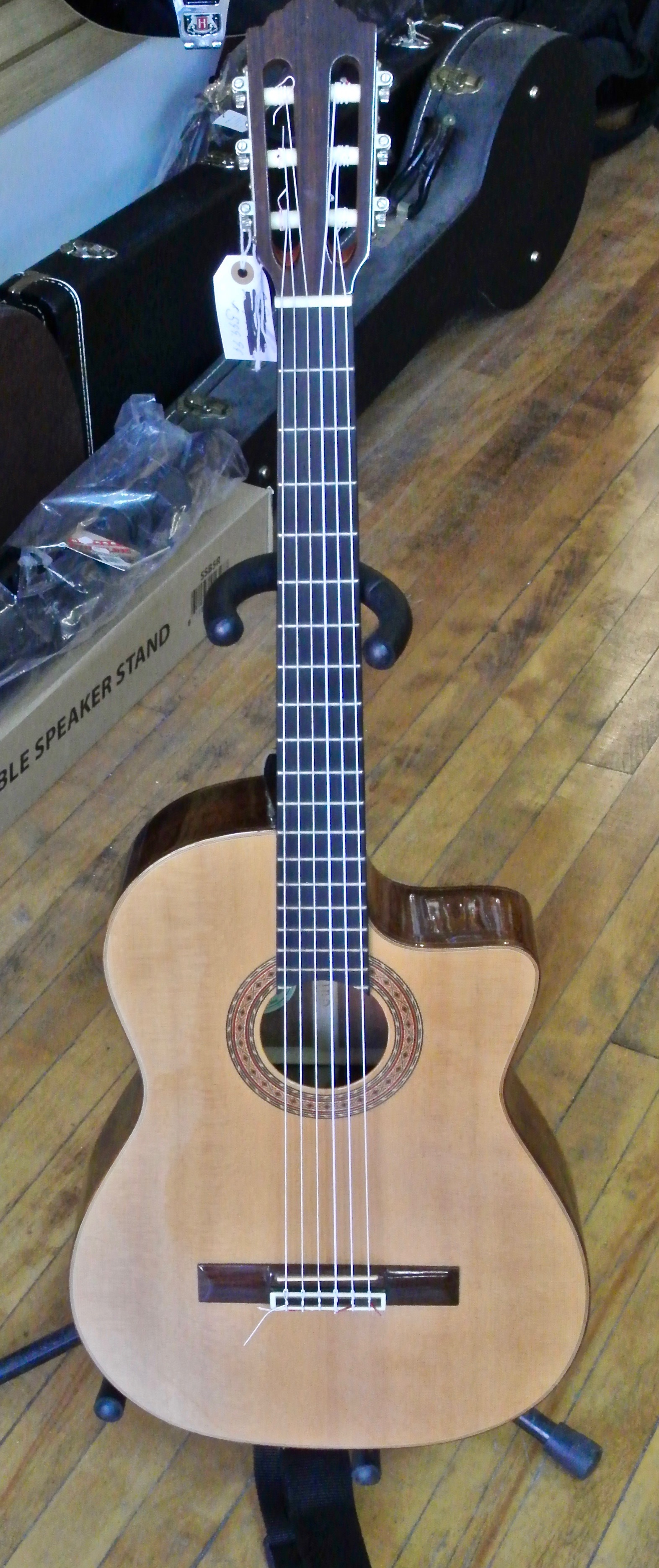 Used Guild GAD N4NA a/e