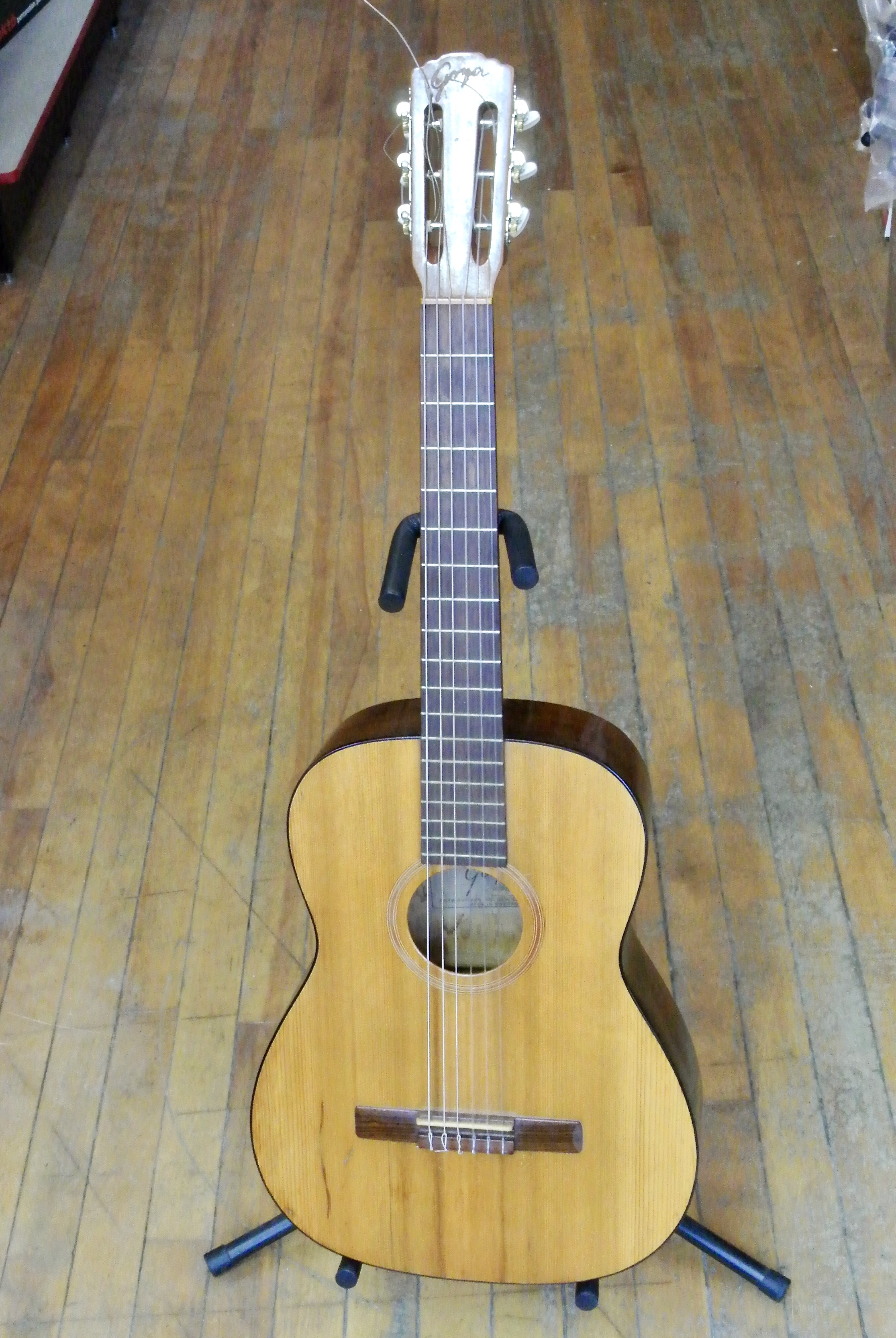 Used Goya G10