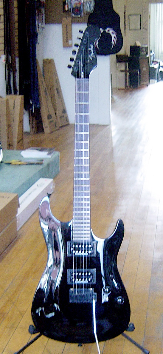 Used Fender Showmaster HH