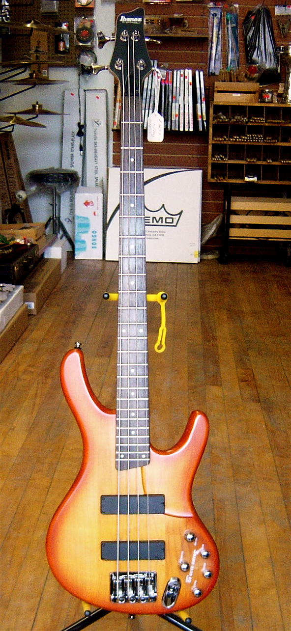 Used Ibanez EDB 700- Honey sunburst.