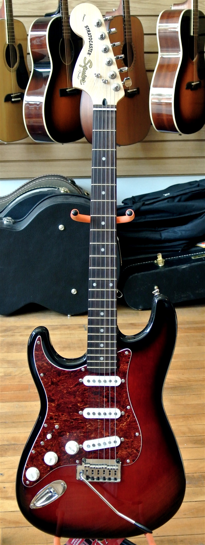 Used Fender Squire Standard Lefty Strat
