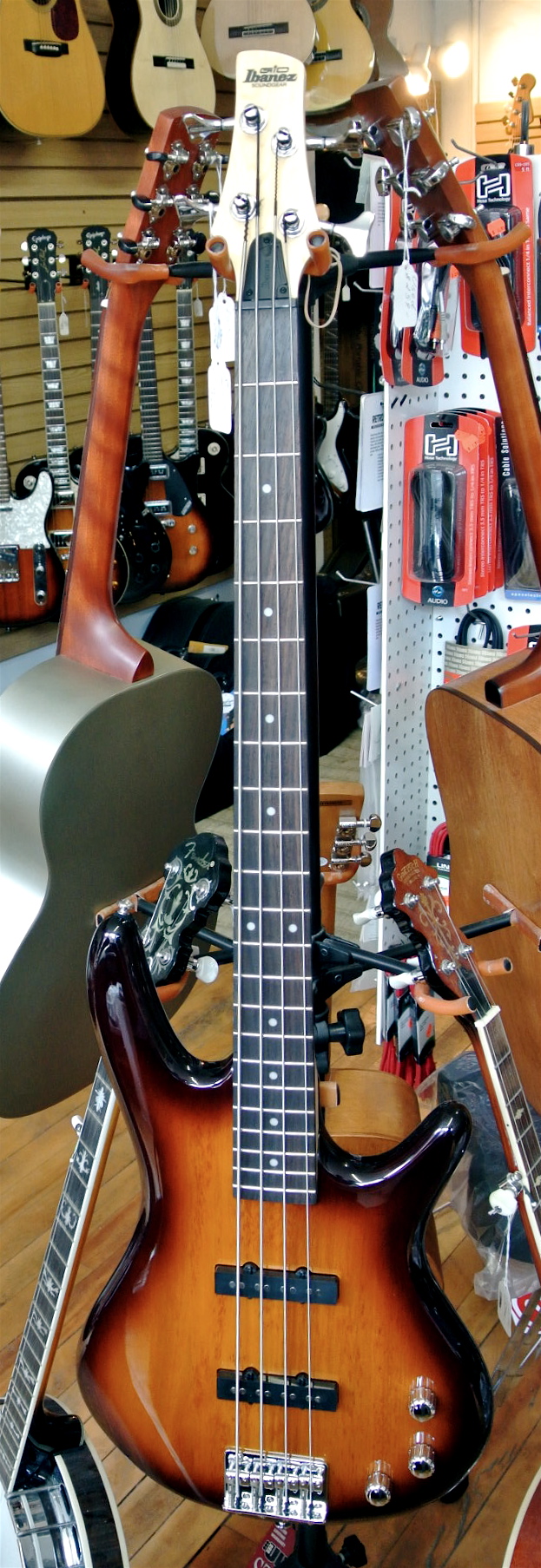 Used Ibanez GSR180