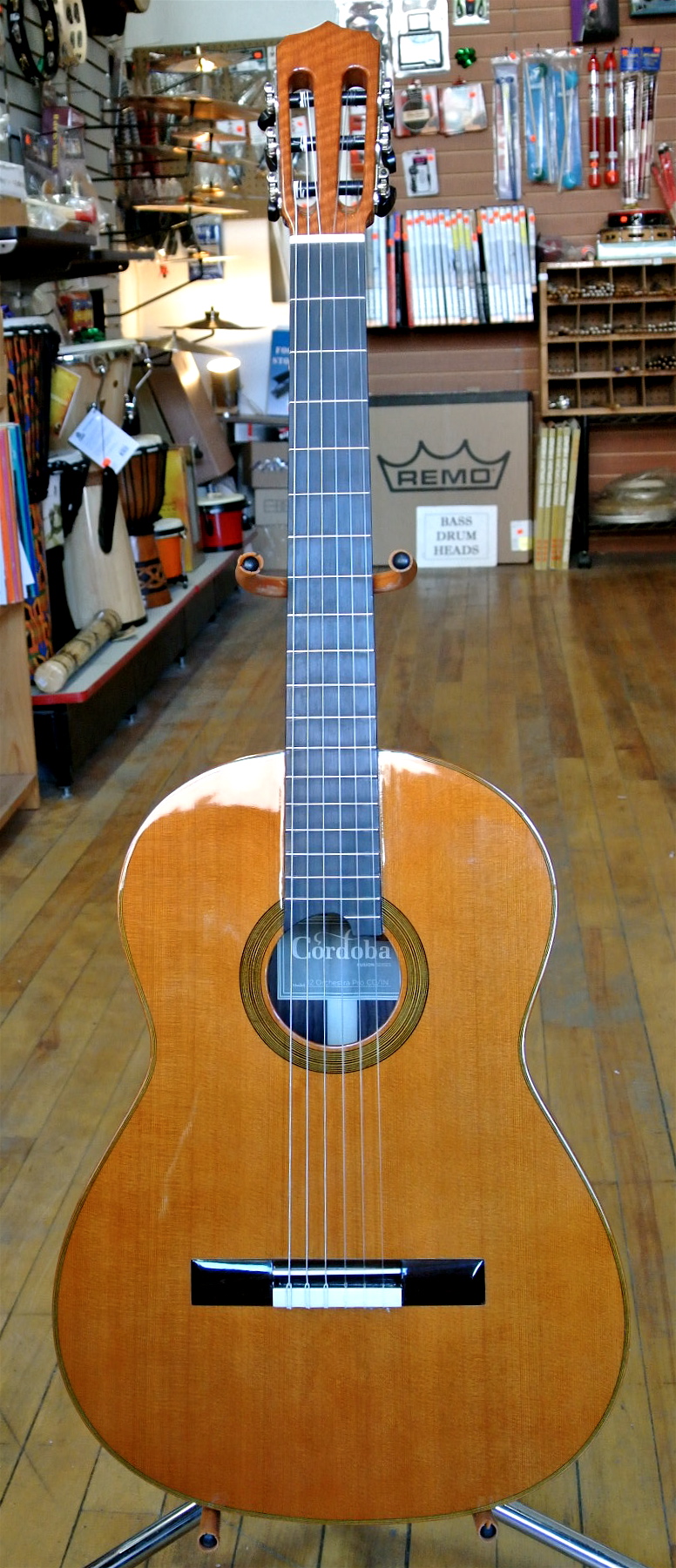 Used Cordoba Fusion 12 Orch. Pro CD/IN