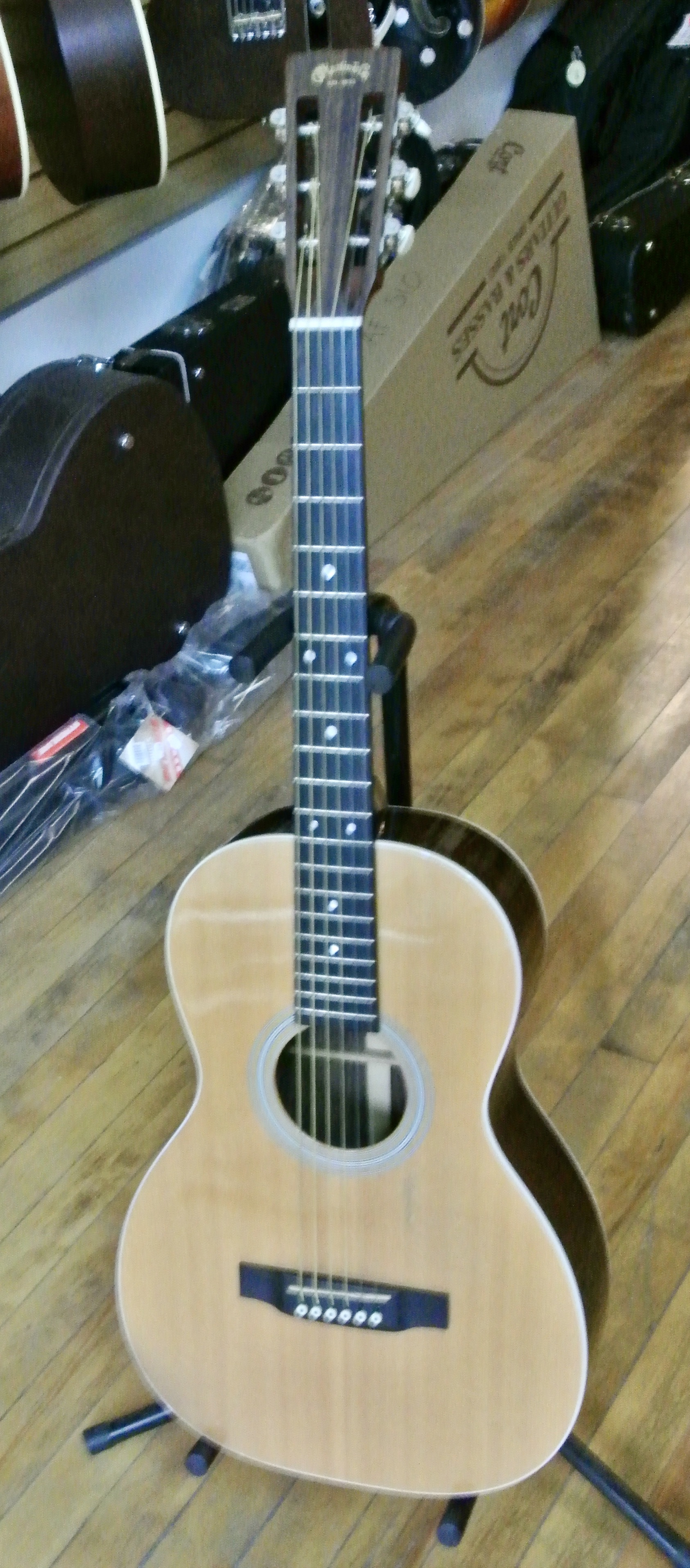 Used Martin Custom 03